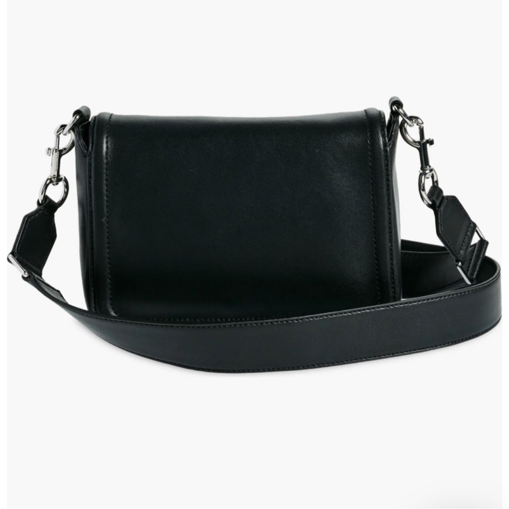 Marc Jacobs Elegant Black Crossbody Bag - Picture 2 of 12